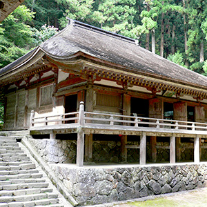 Kondō ou bâtiment principal (trésor national)